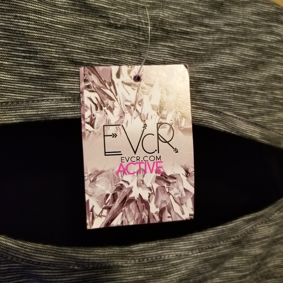 Workout Tank - Picture 3 of 4